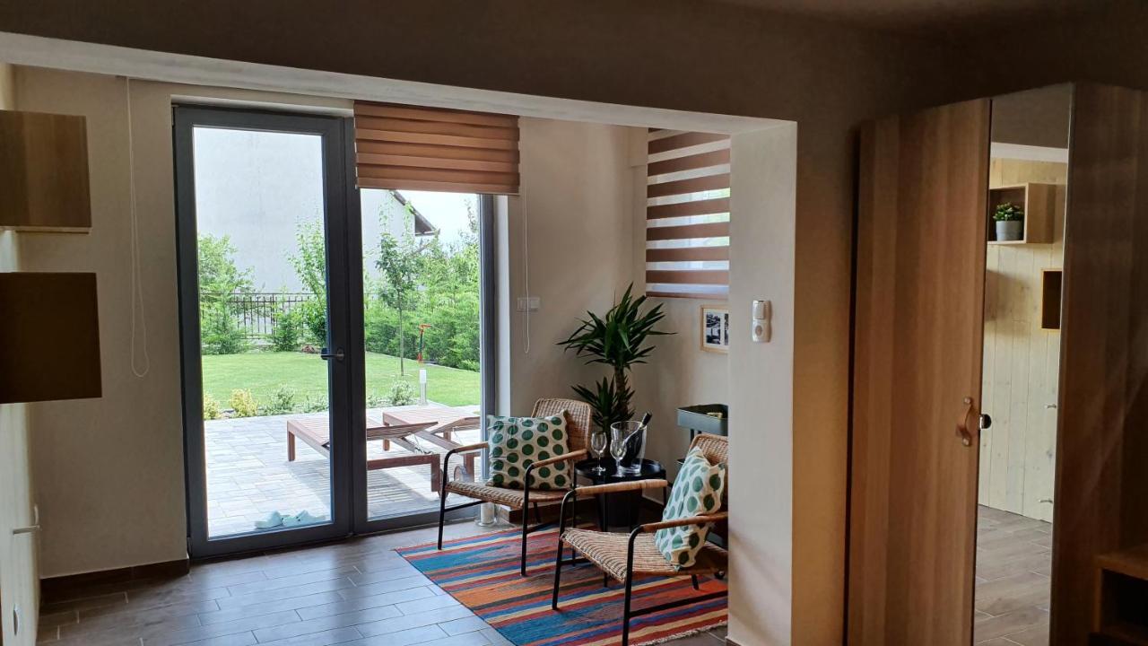 Prosecco Apartman บาลาตอนฟือเรด ภายนอก รูปภาพ